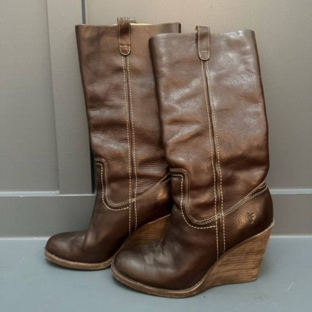 Frye "Carolina Campus" Tall Brown Wedge Boots - Genuine Leather! Size 8.5